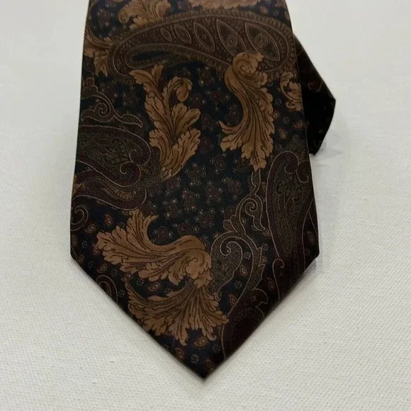 Vintage Woodward Men's Brown Floral All Silk Tie Made in U.S.A. - Picture 5 of 8